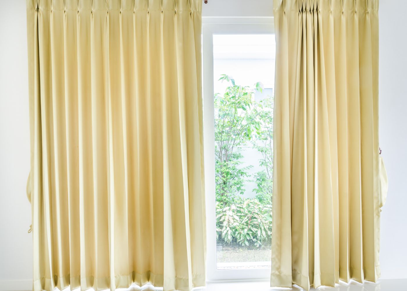 Rideau lamelle plastique : un choix pratique et esthétique